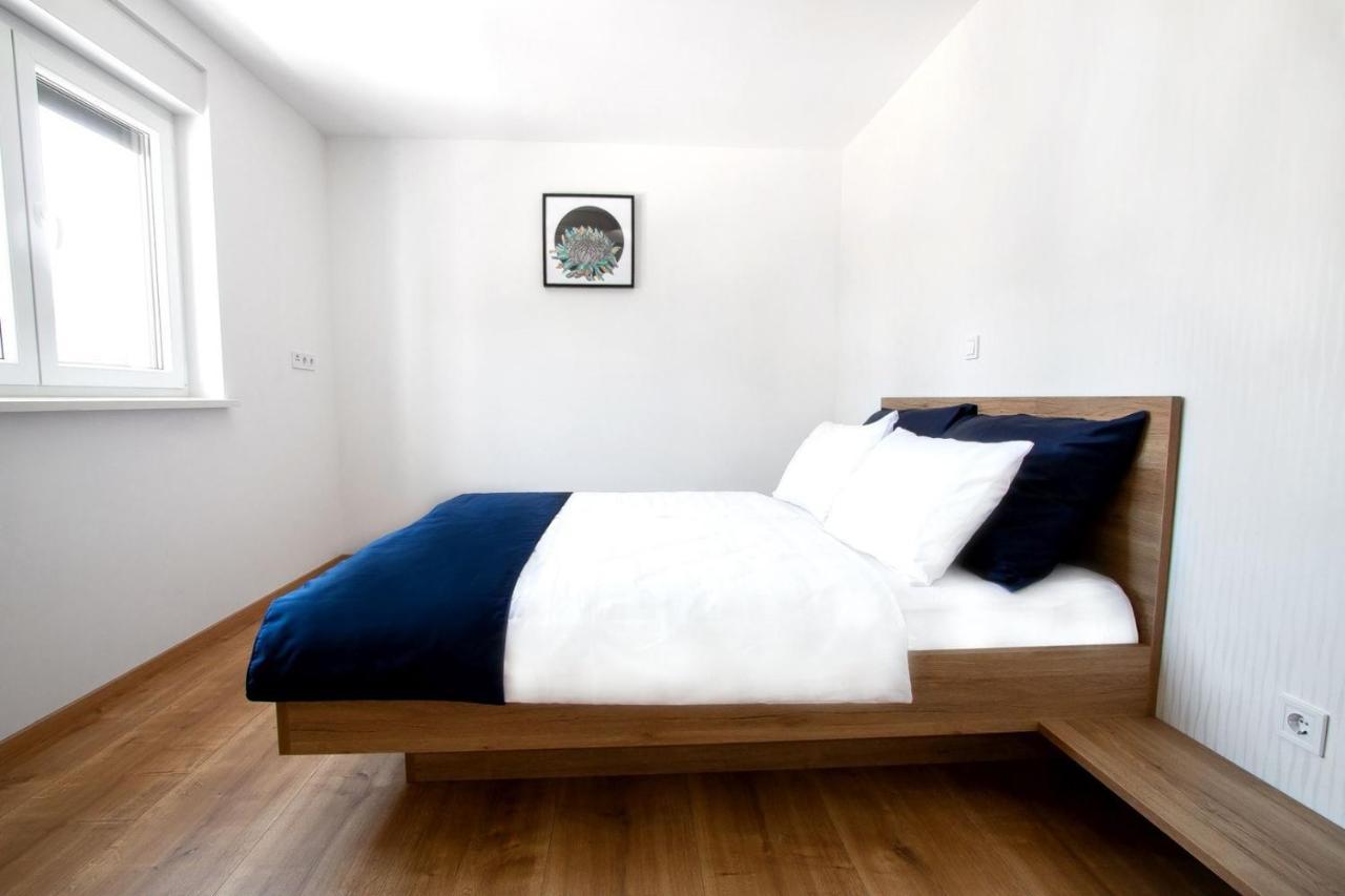 Apartment Nauta Lux Малинска Экстерьер фото